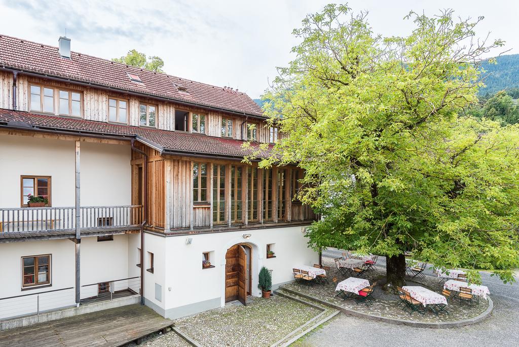 Hotel Alte Post Feistritz an der Gail Esterno foto