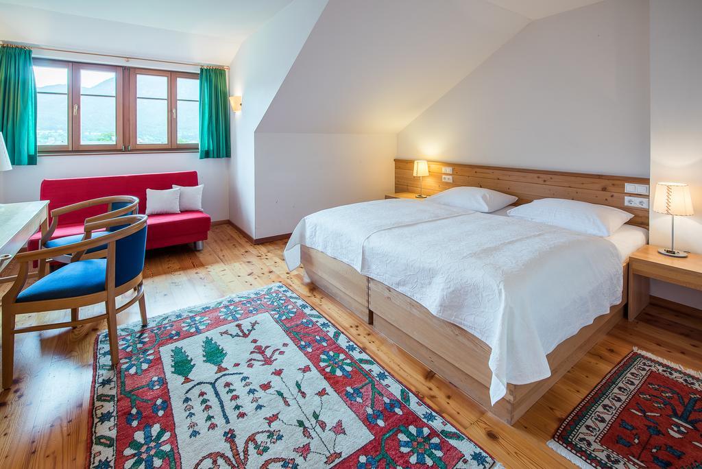 Hotel Alte Post Feistritz an der Gail Esterno foto
